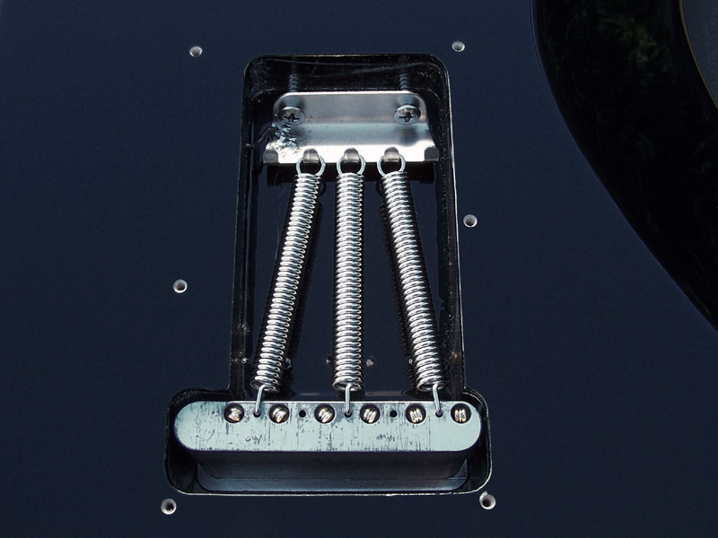 Strat tremolo springs hotsell